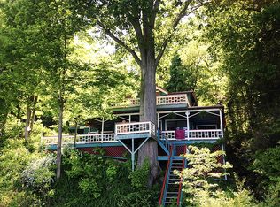 1067 Taughannock Blvd, Ithaca, NY 14850