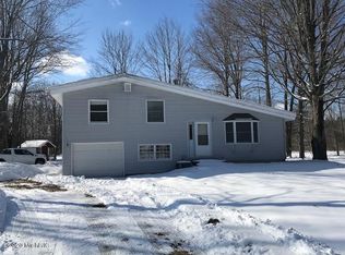 17375 Cadillac Hwy, Thompsonville, MI 49683