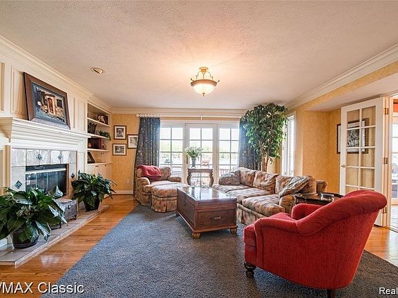 3rd image of 3567 Loch Bend Dr