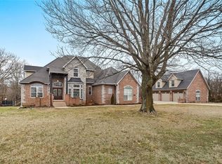 18372 Pepper Hills Dr, Siloam Springs, AR 72761