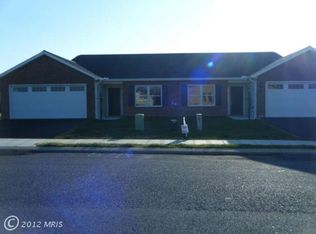 246 Matthew Dr, Chambersburg, PA 17201