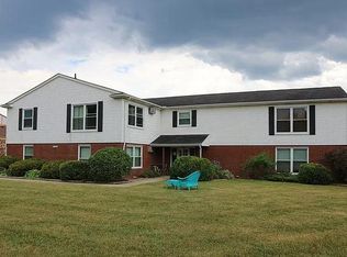 61225 11 Mile Rd, South Lyon, MI