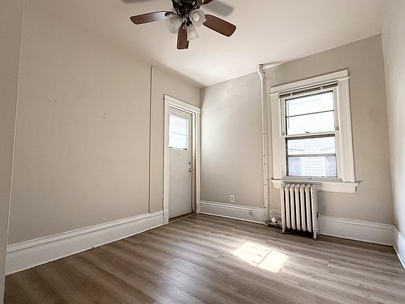 5th image of 201 N Pinckney St #2
