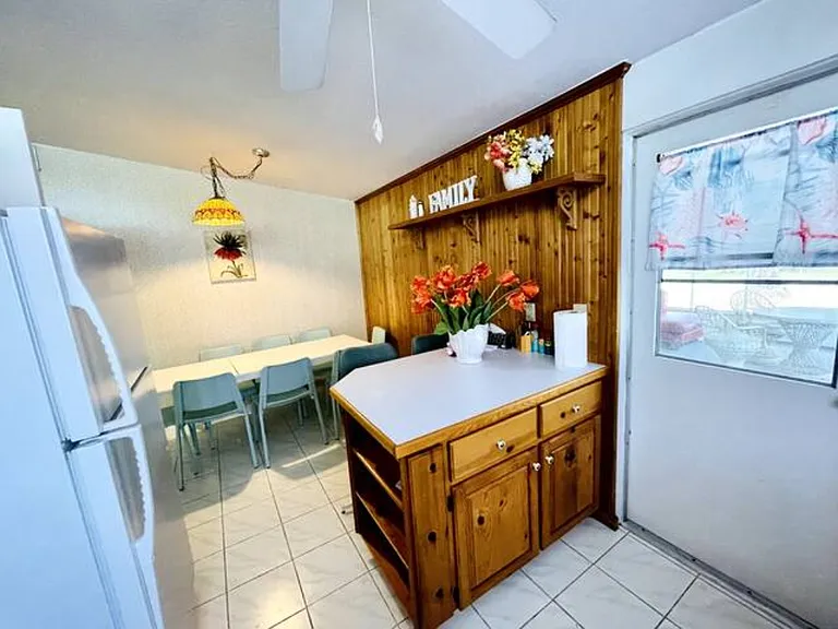 4649 Maceachen Blvd — Photo 16