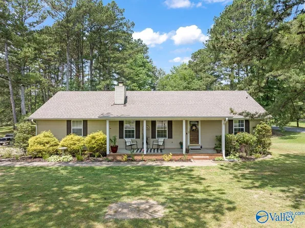 989 Monetro Rd NW, Arab, AL 35016