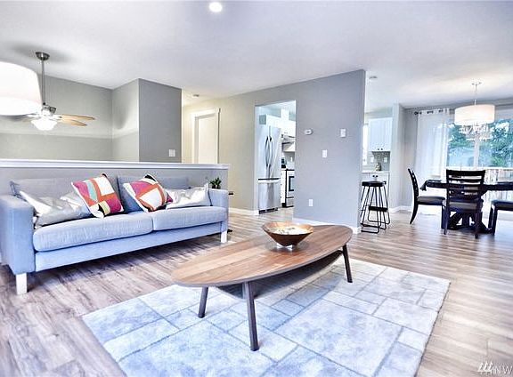 3rd image of 10618 56th Ave NE