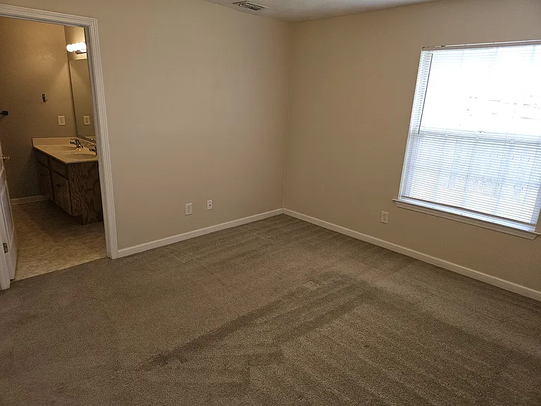 403 Ford Ct — Photo 21