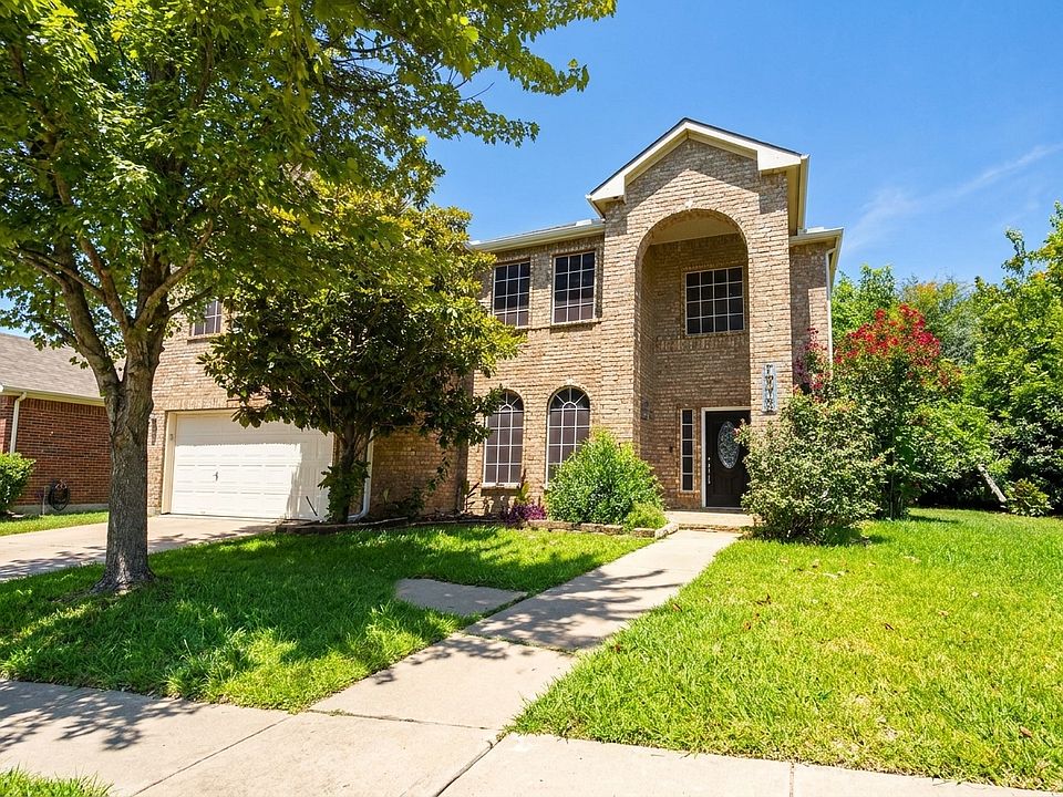 1st image of 1913 Bradford Pear Sq