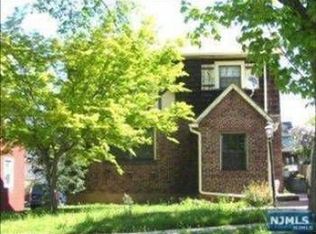 297 Windsor Rd, Wood Ridge, NJ 07075