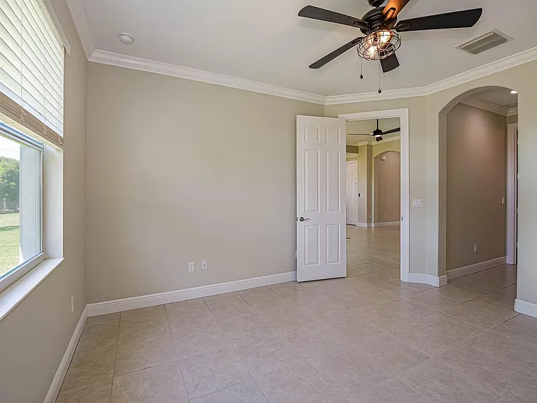 2529 Bella Vista Cir — Photo 13