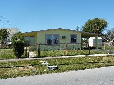 1st image of 531 NW 34th Ter