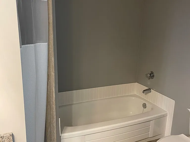 75 Ellen St #508 — Photo 9