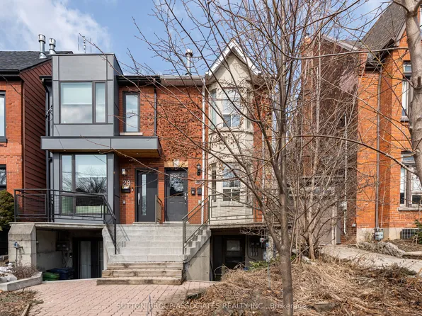 26 Alcina Ave #1, Toronto, ON M6G 2E8