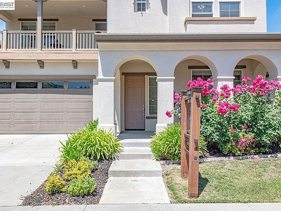 3rd image of 3063 Ridgefield Ct