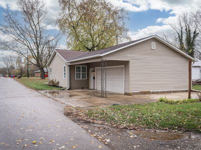 108 Miller Ave, London, OH, 43140