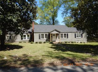 604 Woodland Ct, Union Point, GA