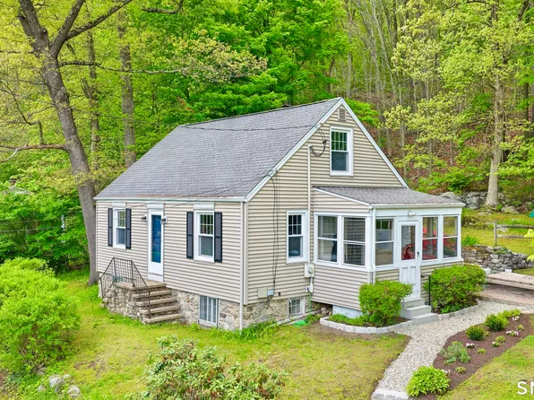 47 Jones Road, Naugatuck, CT 06770
