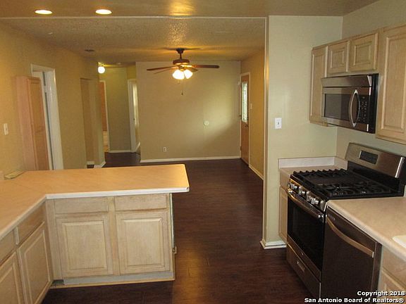 4th image of 9810 Clarion Dr
