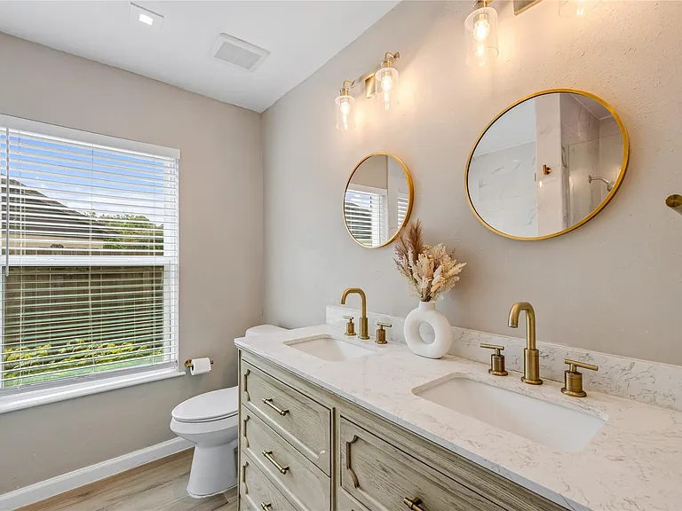 2602 Planters Row — Photo 19