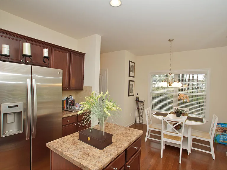 105 Cobalt Creek Way — Photo 9