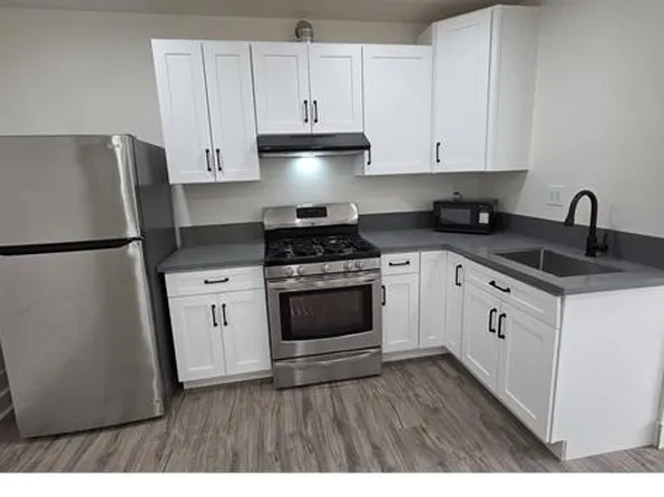 150 1/2 W 83rd St #1, Los Angeles, CA 90003
