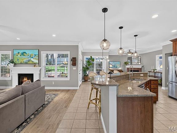 4th image of 5657 Banez Dr