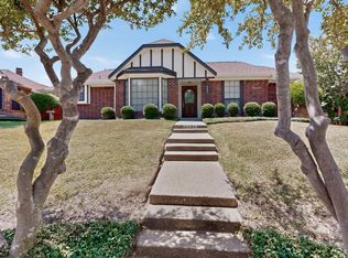 4431 Silverthorn Dr, Mesquite, TX 75150