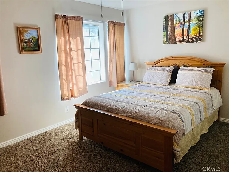 1050 Carousel Rd — Photo 12