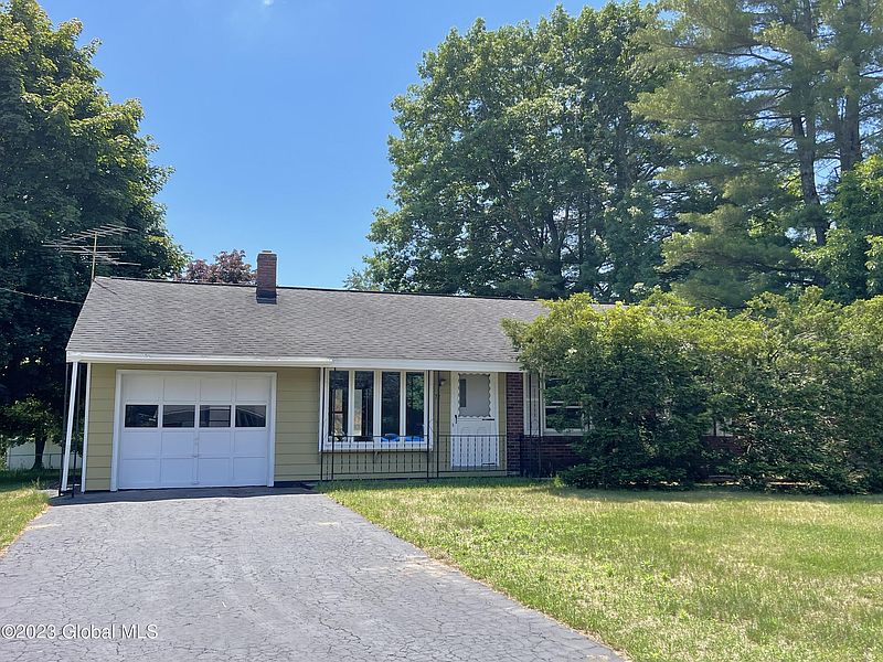 2nd image of 72 Edmund Drive