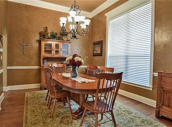 4th image of 6105 Temple Oaks Ct
