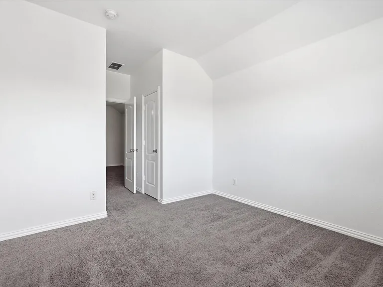 808 Bird Creek Dr — Photo 24