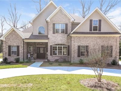 3776 Guinevere Ln, Winston Salem, NC, 27104