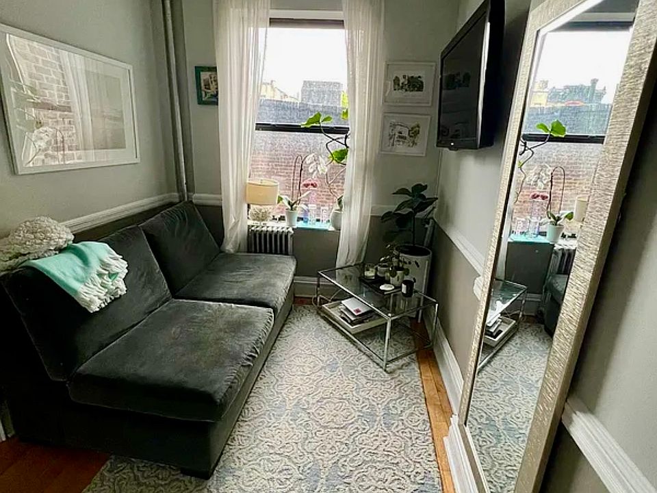 1st image of 35 Christopher St APT 5B