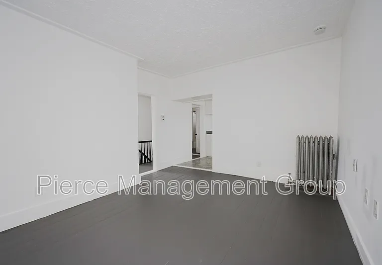 18 Maple St #B — Photo 13