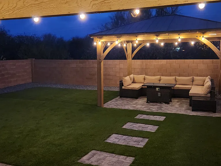645 W Firehawk Dr — Photo 4