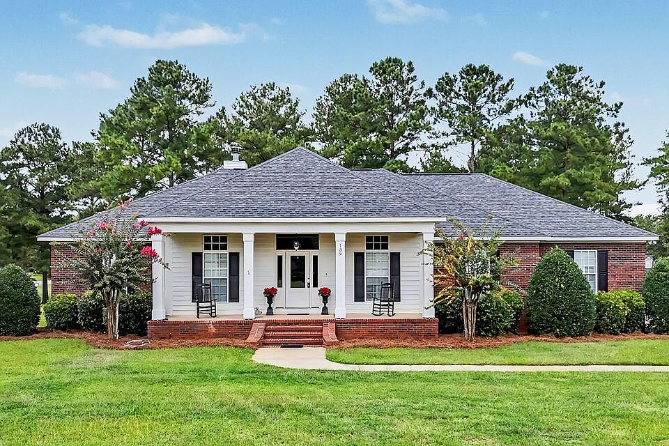 1st image of 139 Wax Myrtle Dr