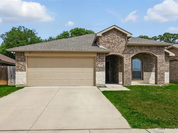 2900 Pacifico Way, Fort Worth, TX 76111