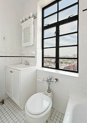 Rented by Town Residential | media 5