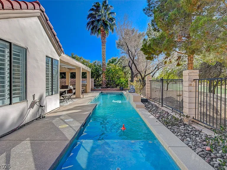 5429 Painted Sunrise Dr — Photo 58