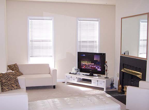 3rd image of 13342 Stanton Pl