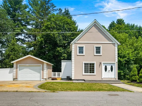 411 E Canal St, Frankfort, NY 13340