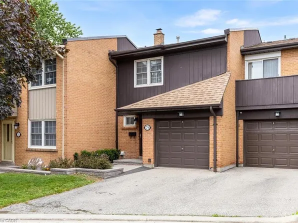 1951 Rathburn Rd E #79, Mississauga, ON L4W 2N9