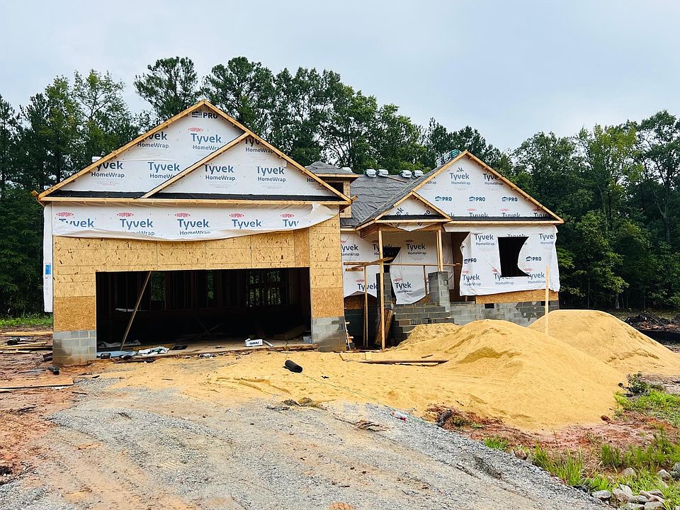 2nd image of 125 Split Rock Way