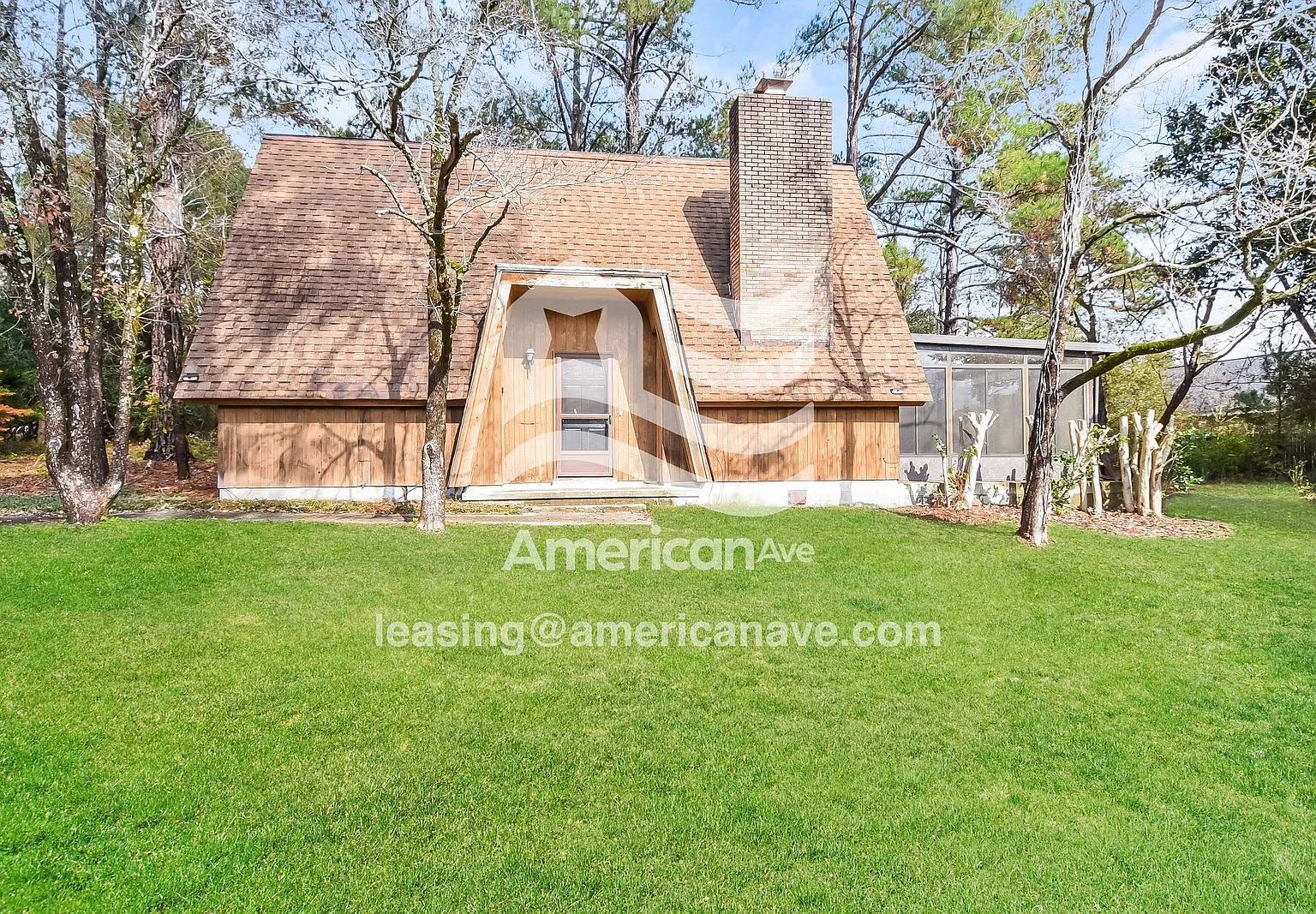 3 bed, 2.0 bath, 1276 sqft, $1,550 — Photo 1
