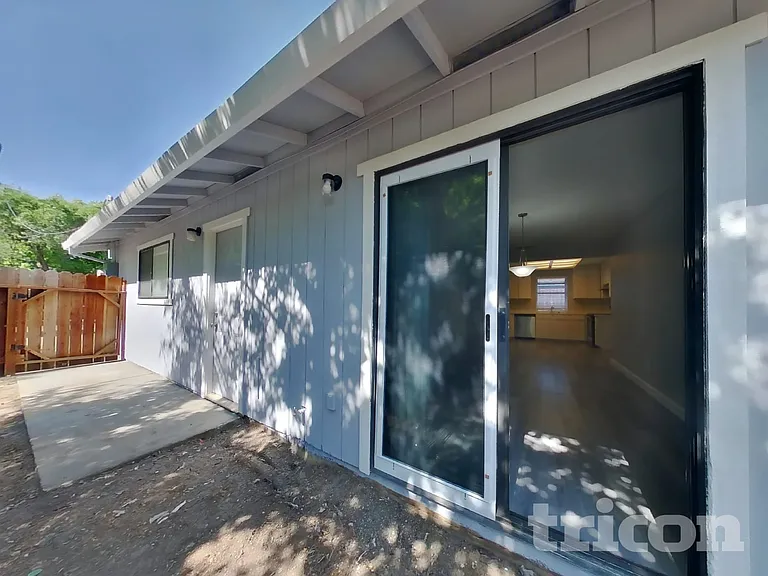 26560 Madison St — Photo 15