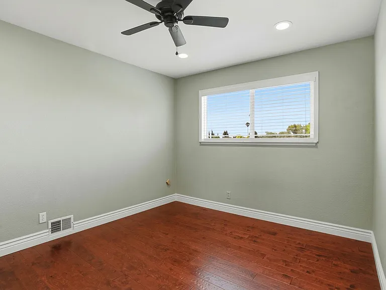 4043 W Rincon Ave — Photo 26