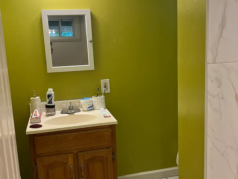 4910 Glassmanor Dr #BASEMENT — Photo 4