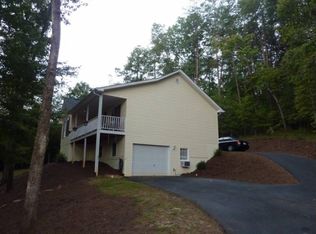 360 Yellowbluff Rd, Dahlonega, GA 30533