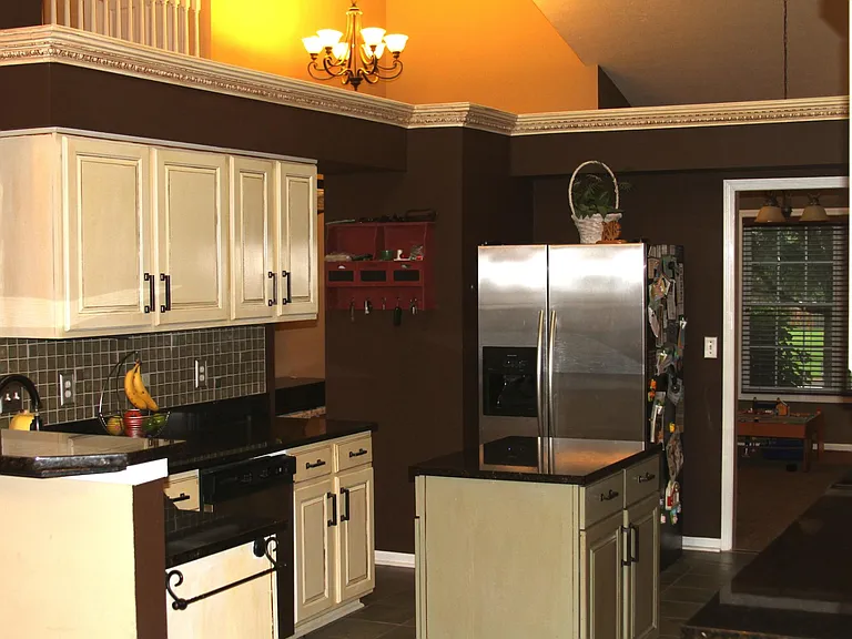 5717 Greenfield Dr — Photo 11