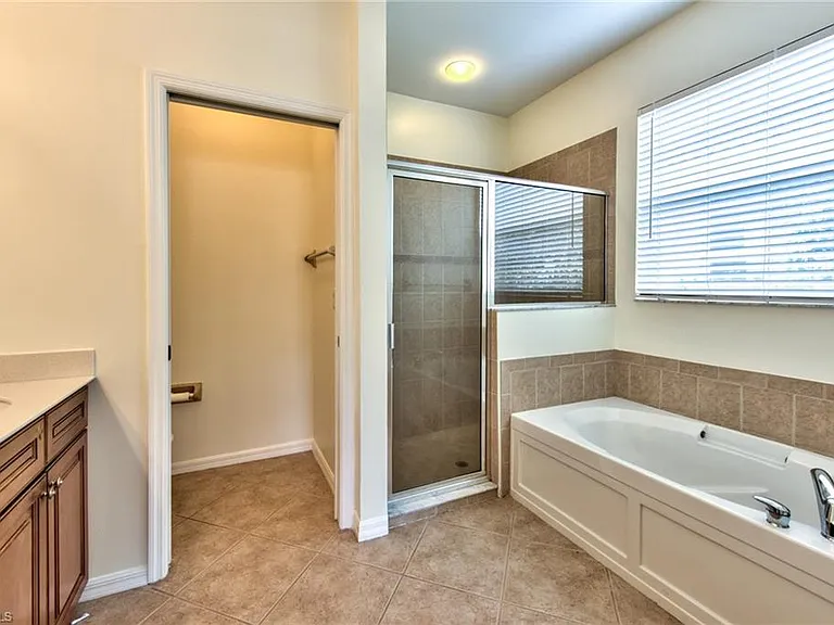 15754 Cutters Ct — Photo 17